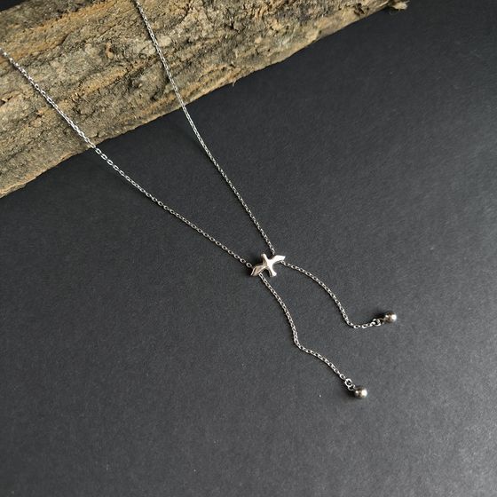 Silver necklace without stones