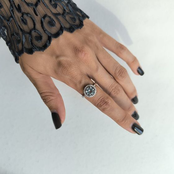 Серебряное кольцо с топазом 2.737ct