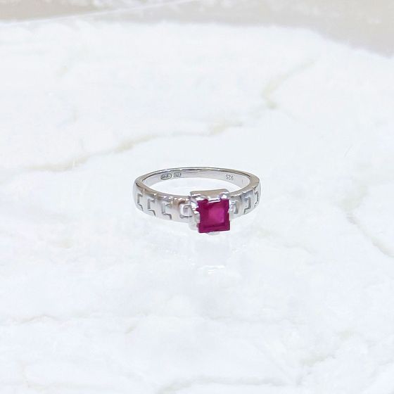 Срібна каблучка з рубіном 0.883ct