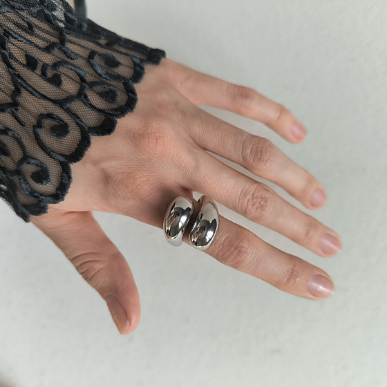 Серебряное кольцо без камней