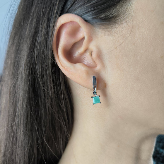 Серебряные серьги с изумрудом 1.13ct