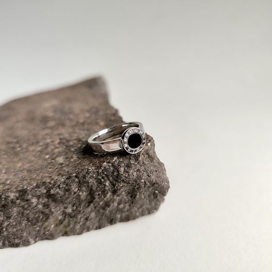 Silver ring with onyx