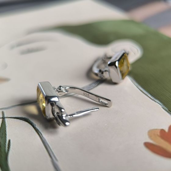 Silver earrings with a 2.835ct nano citrine