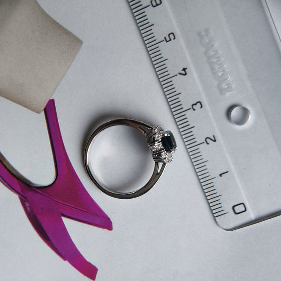 Серебряное кольцо с топазом Лондон Блю 1.821ct