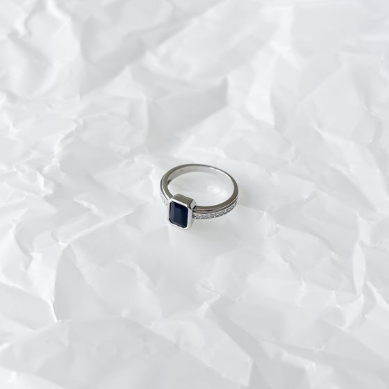 Серебряное кольцо с сапфиром 1.47ct
