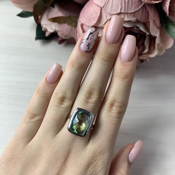 Серебряное кольцо с мистик топазом 4.338ct