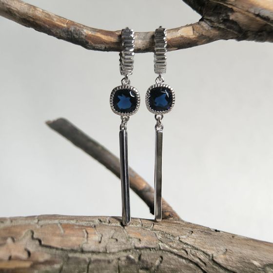 Silver earrings with sapphire nano 1.86ct