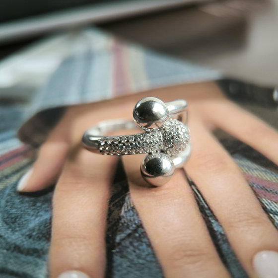 Silver ring with cubic zirconia