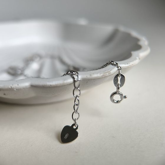 Silver bracelet with phianites
