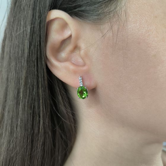Серебряные серьги с хризолітом 3.494ct