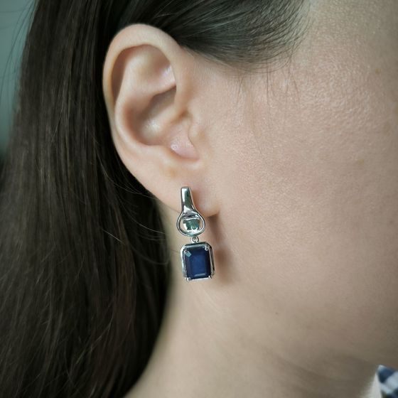 Серебряные серьги с сапфиром 5.218ct