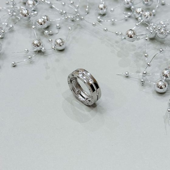 Серебряное кольцо с фианитами