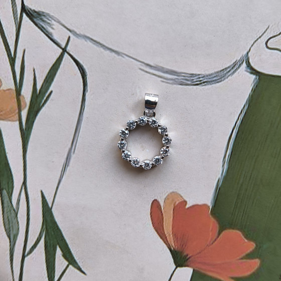 Серебряная подвеска с фианитами