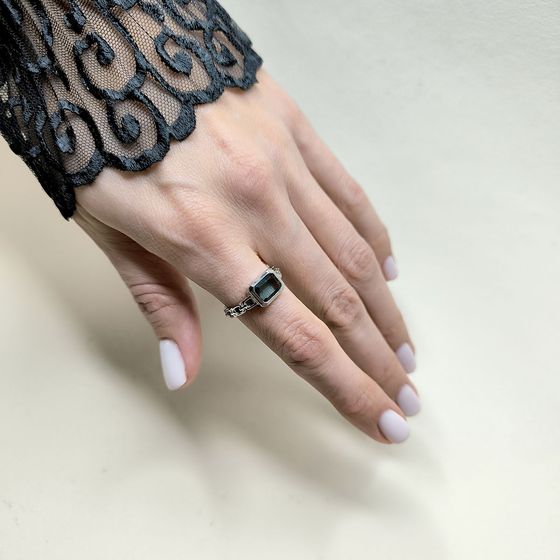 Серебряное кольцо с топазом Лондон Блю 1.442ct