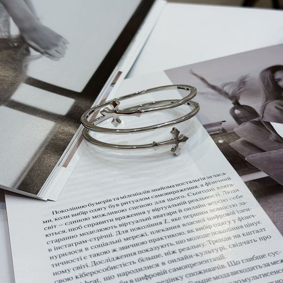 Серебряный браслет без камней