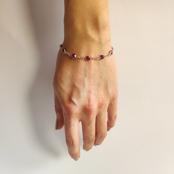 Серебряный браслет с рубином 7.116ct