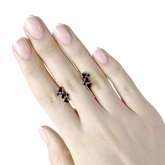 Серебряные серьги с гранатом 1.88ct