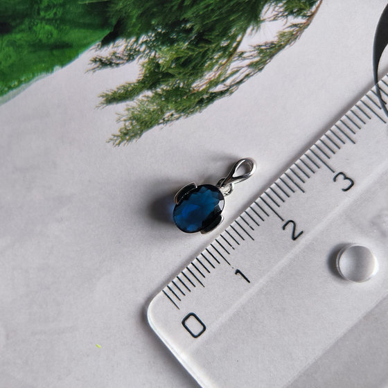 Серебряная подвеска с сапфиром nano 0.908ct