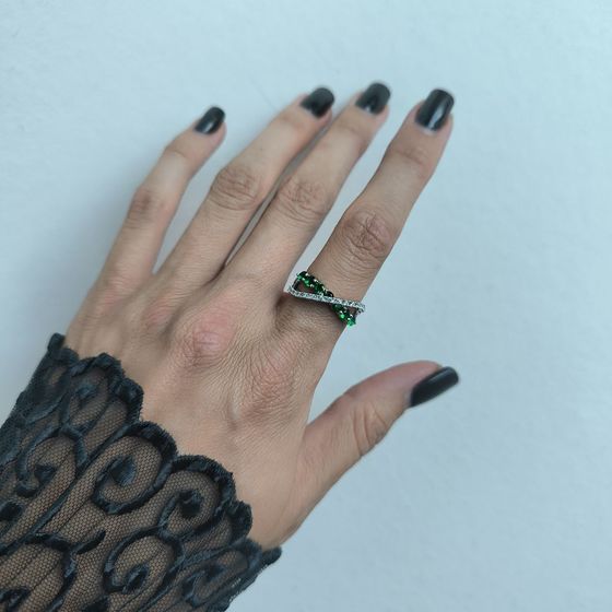 Серебряное кольцо с изумрудом nano 0.842ct