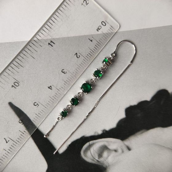 Silver earrings with emerald nano 1.871ct