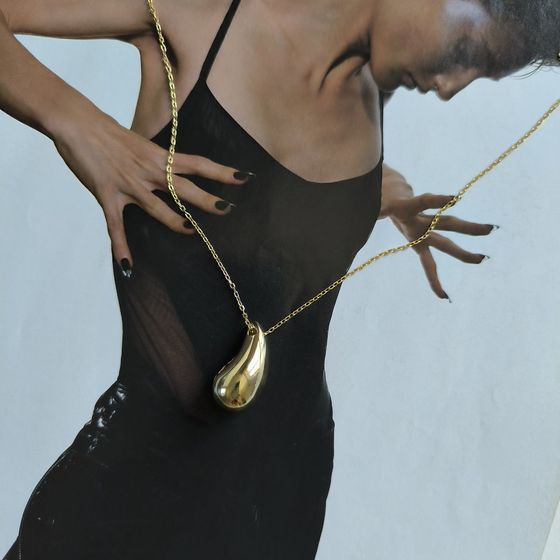 Серебряное колье без камней