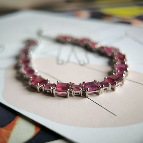 Серебряный браслет с рубином