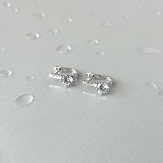 Серебряные серьги с фианитами