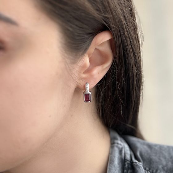 Серебряные серьги с рубином 2.891ct