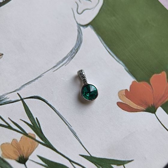 Серебряная подвеска с фианитами