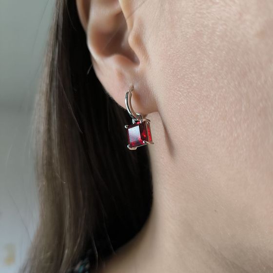 Срібні сережки з гранатом 4.1ct