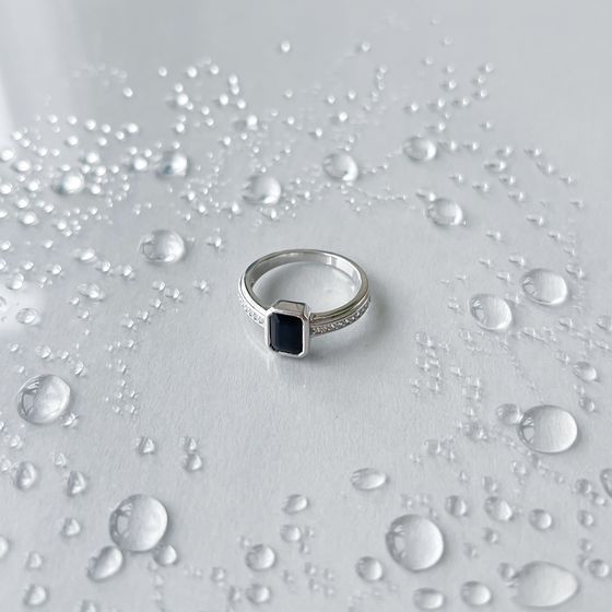 Серебряное кольцо с сапфиром 1.627ct