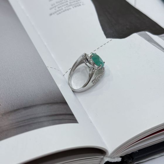 Silver ring with emerald, fianites