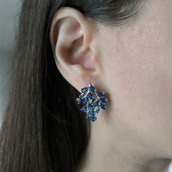 Silver earrings with a 4.31-carat nano sapphire