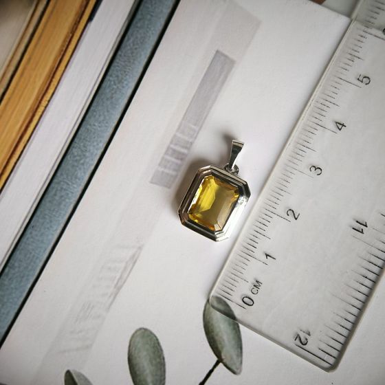 Серебряная подвеска с цитрином nano 3ct