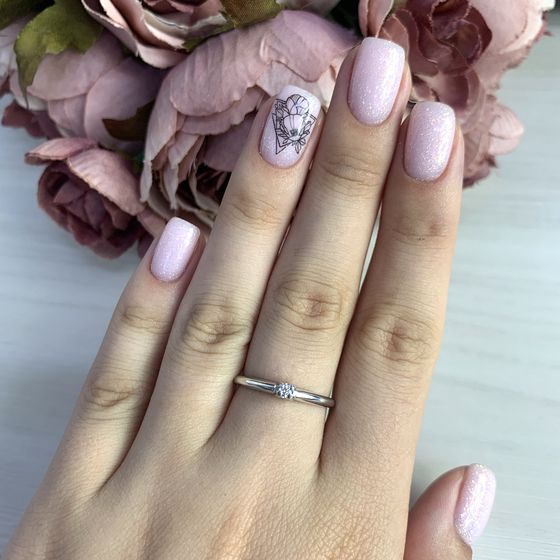 Gold ring with diamond 0.06ct