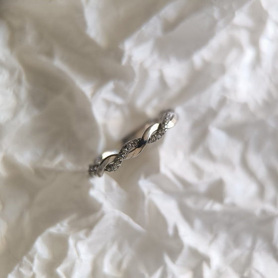 Silver ring with cubic zirconia