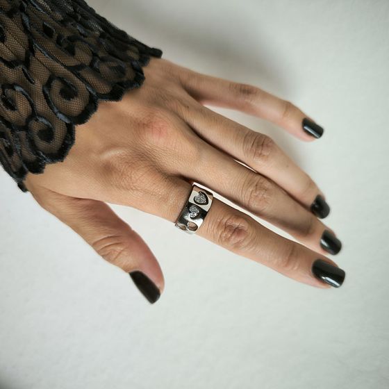 Серебряное кольцо с фианитами