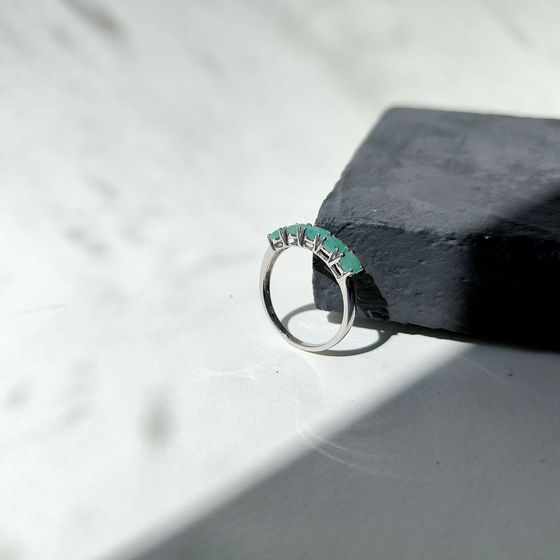 Серебряное кольцо с изумрудом 1.267ct