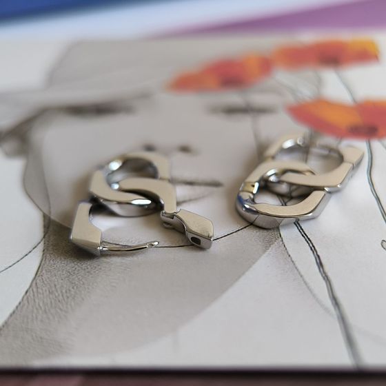 Серебряные серьги без камней