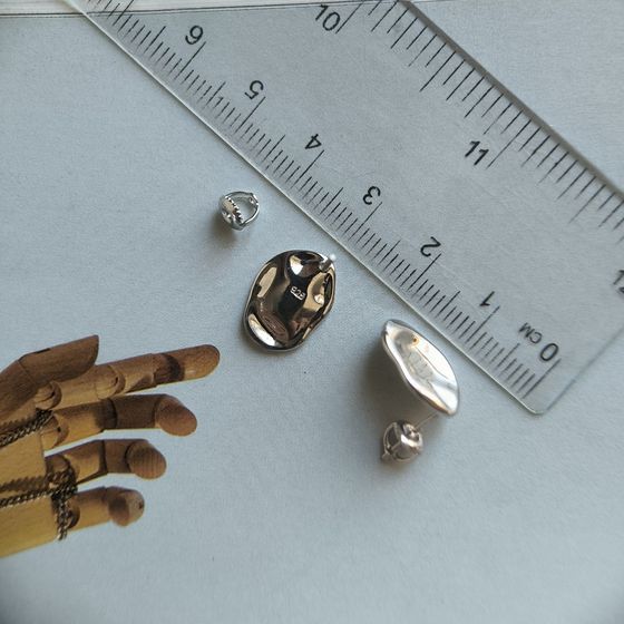 Серебряные серьги без камней