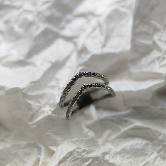 Silver ring with cubic zirconia