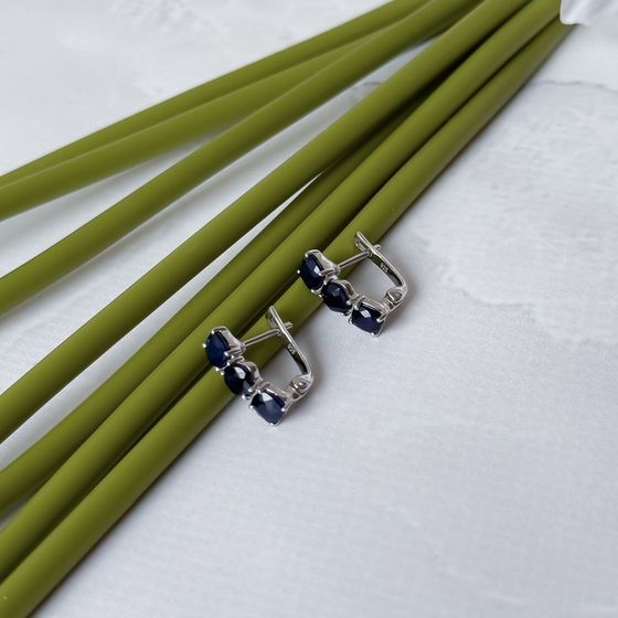 Серебряные серьги с сапфиром 3.933ct