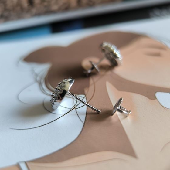 Серебряные серьги с фианитами