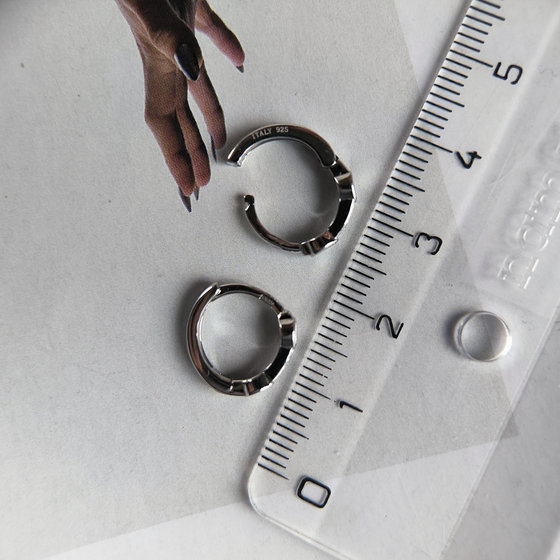 Серебряные серьги с фианитами