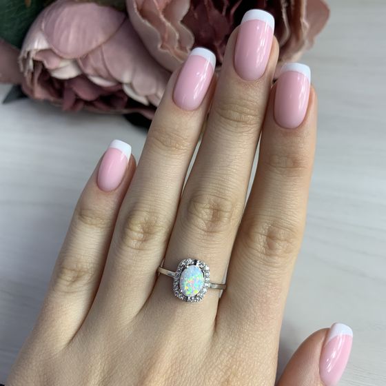 Silver ring with opal 0.727ct