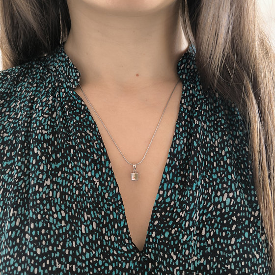 Серебряная подвеска без камней