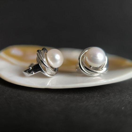 Серебряные серьги с жемчугом