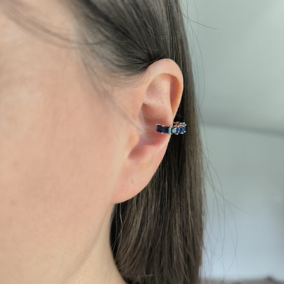 Серебряные серьги с фианитами