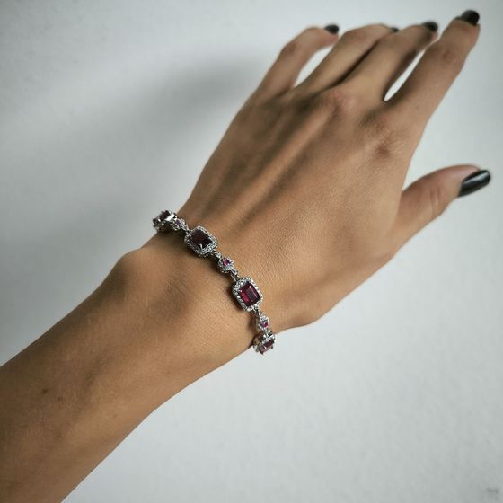 Silver bracelet with ruby, fianites