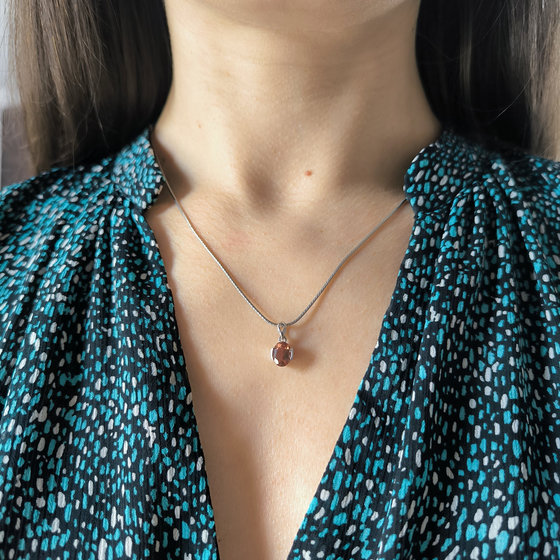 Серебряная подвеска с султанитом 1.172ct